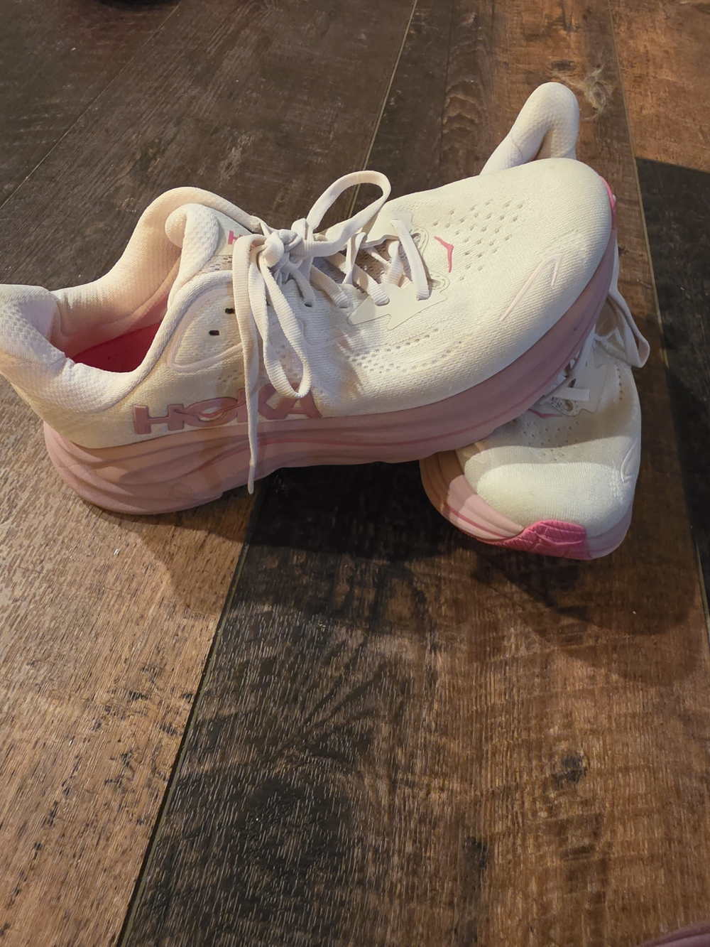 Hoka Clifton 10 Women’s 8.5 Cream Blush Pink Running Shoes